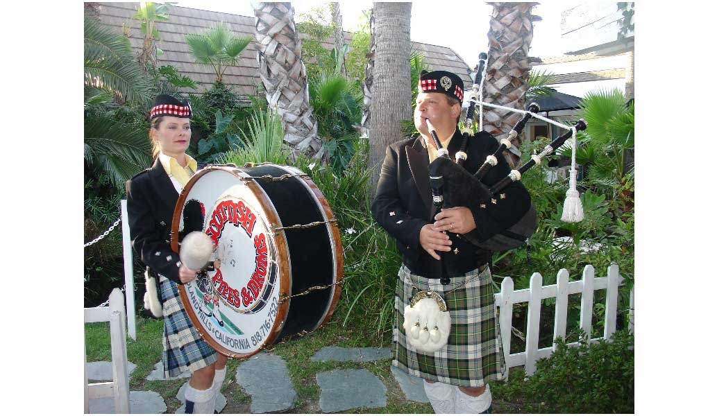 hire bagpipe player hire bagpipe player